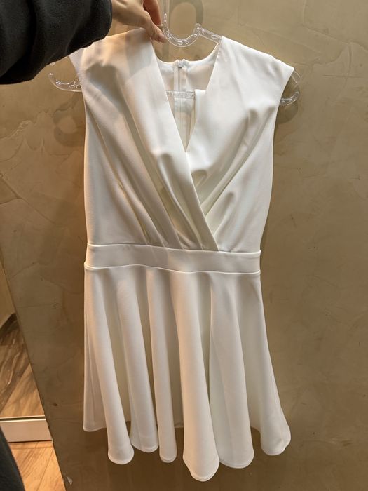 Рокля Zara, бяла рокля М