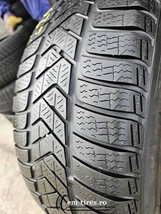 225/45 R18 • Iarna • Pirelli Sottozero 3 95H | 1 buc | Pret/buc