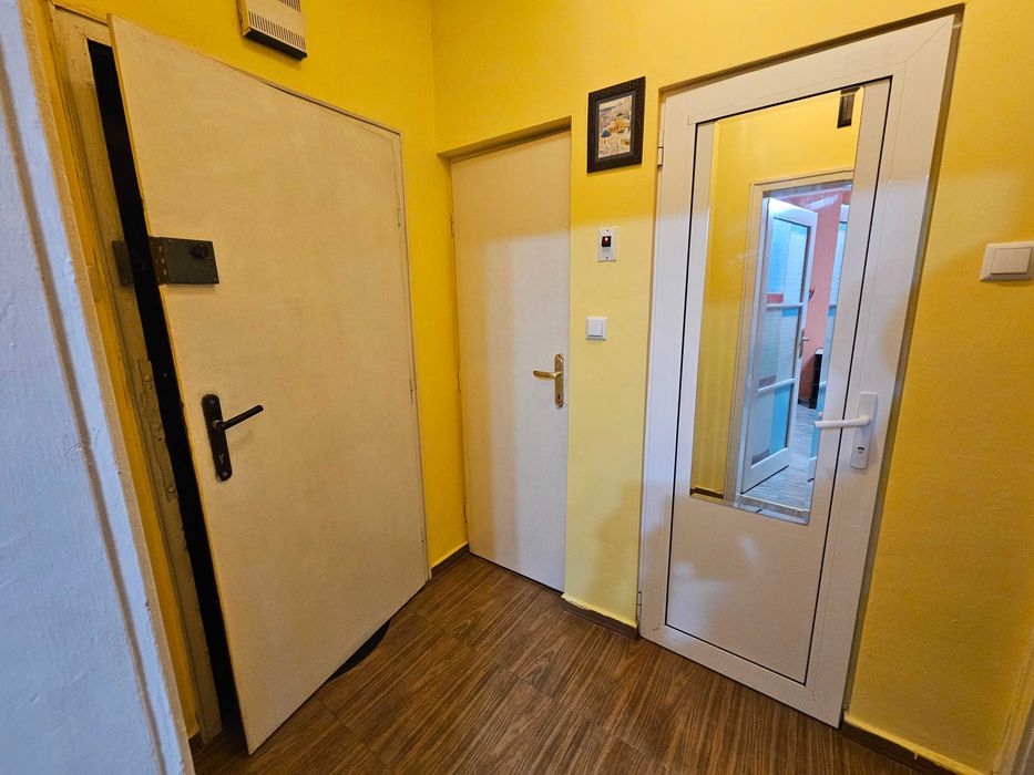 Едностаен апартамент, кв Борово