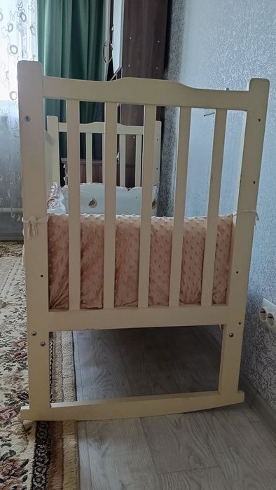 Детская кровать качалка