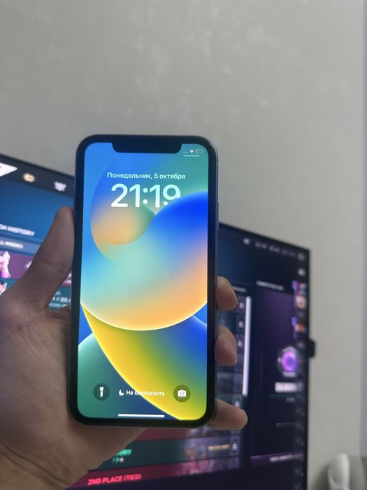 iphone 11 64 в идеале 81 акб не вскрывался