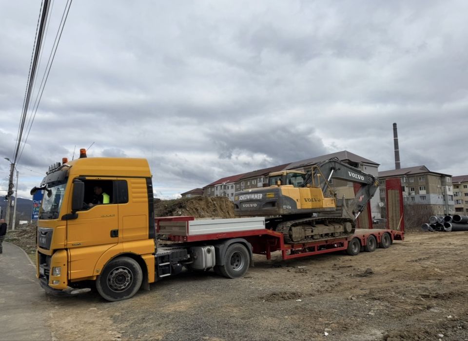 Transport marfa , agabaritic , utilaje.