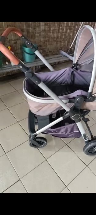 Отдам бесплатно коляску