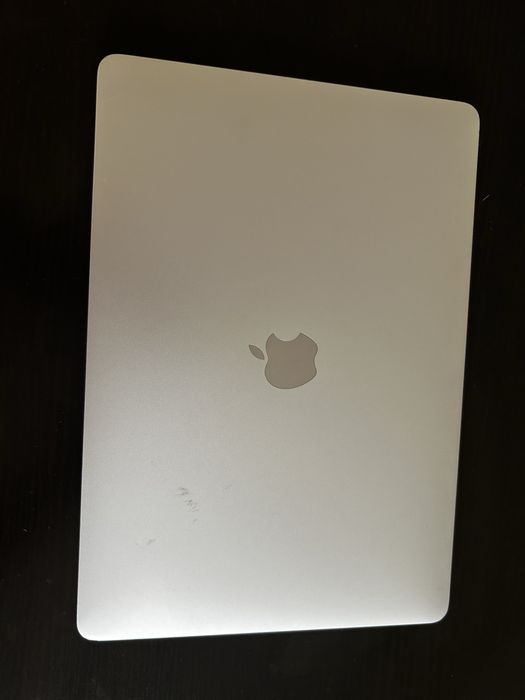 Macbook Pro 13" A1708 i5 8 GB RAM 128 GB SSD 271 cicluri