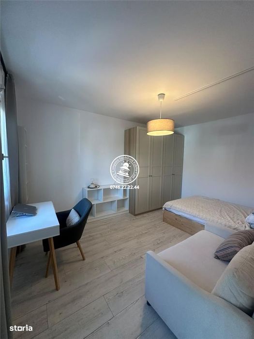 Apartament 1 camera de vanzare, 31 mp, Valea Lupului