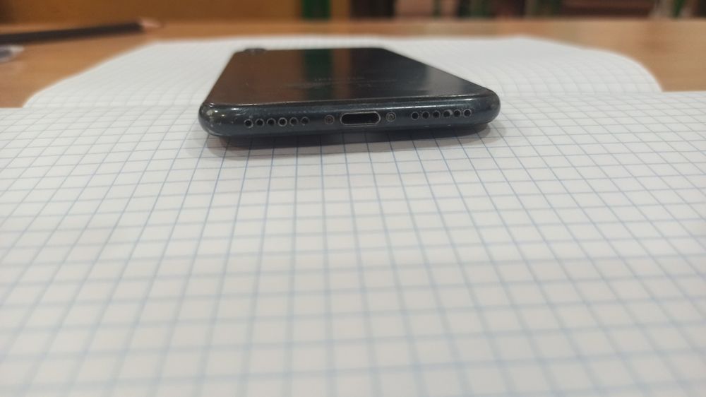 IPhone 7 в отличном состоянии