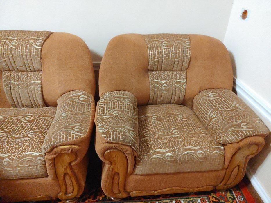 Диван ва 2 та кресло