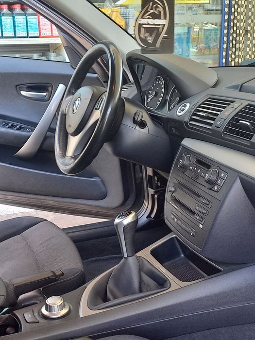 Продавам BMW 120i