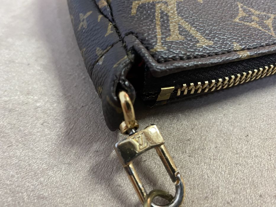 Geantă Louis Vuitton