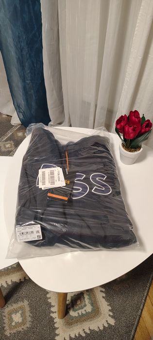 Nou, cu eticheta! Hanorac Hugo Boss Welogox - Marime L