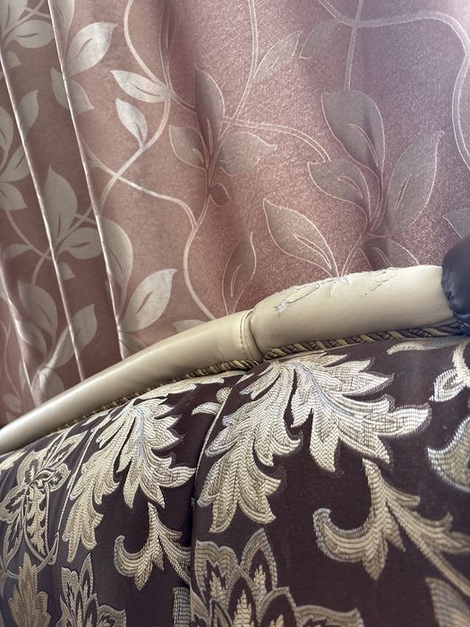 Даром отдам диван и кресло