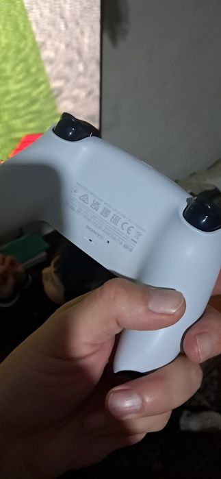 Продам приставку всё отлично работает есть игры на