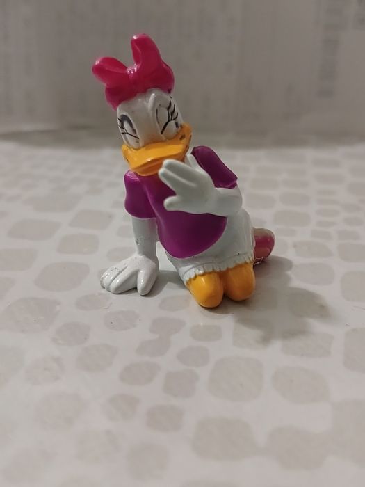 Продам  фигурки.