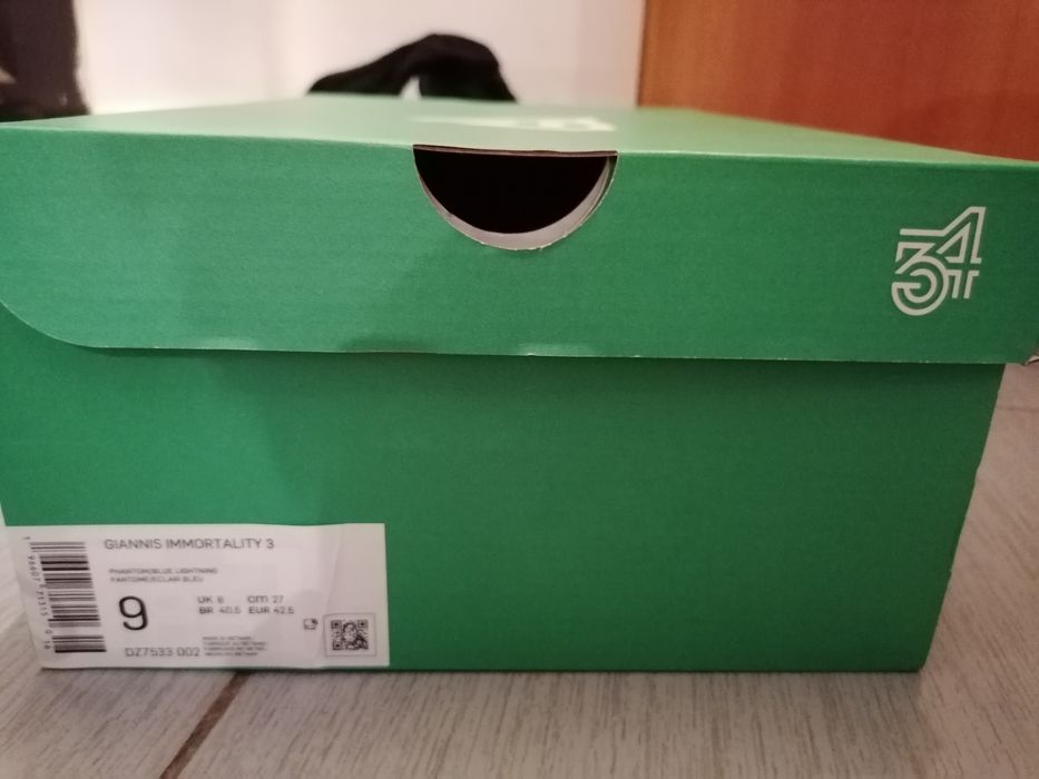 Nike giannis immortality 3 in stare perfecta  marime 42,5