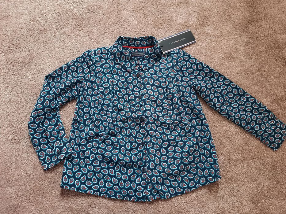 Новая Рубашка от Tommy Hilfiger на девочку