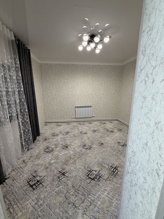 Навои шахардан ваен гарадогдан. Катэдж сотилади  евро ремонт