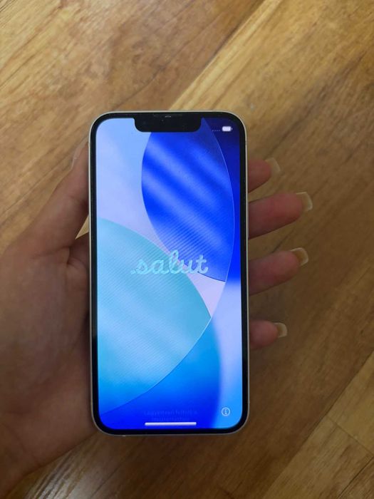 Iphone 13 mini добро състояние