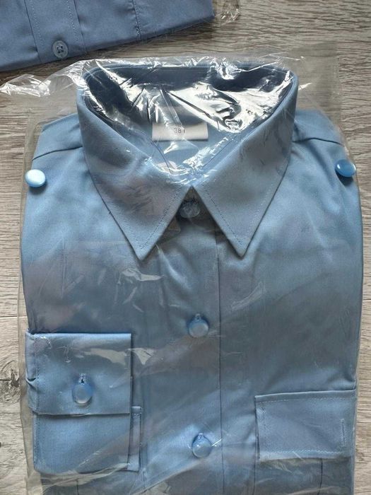 Scurtă oraș albastră femei cadre ofițer