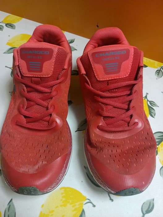 Under Armour N 40 - 18 лв