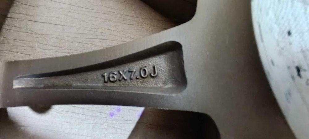 Продам диски R16 4x100 для кобальта