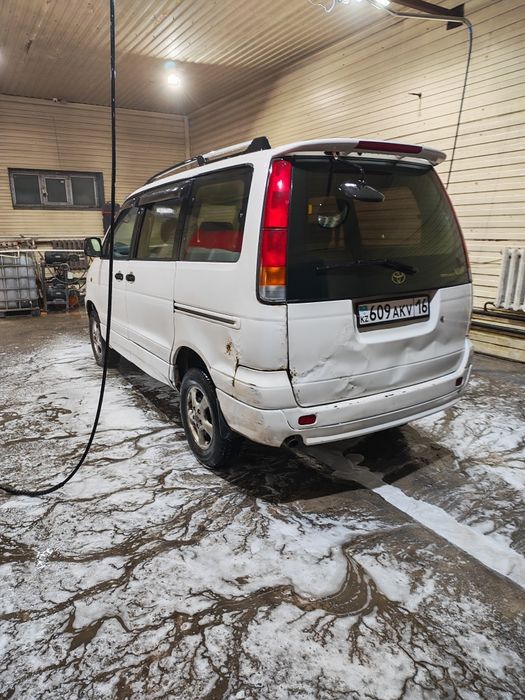 Продам Тойота Ноах Таунайс 4wd