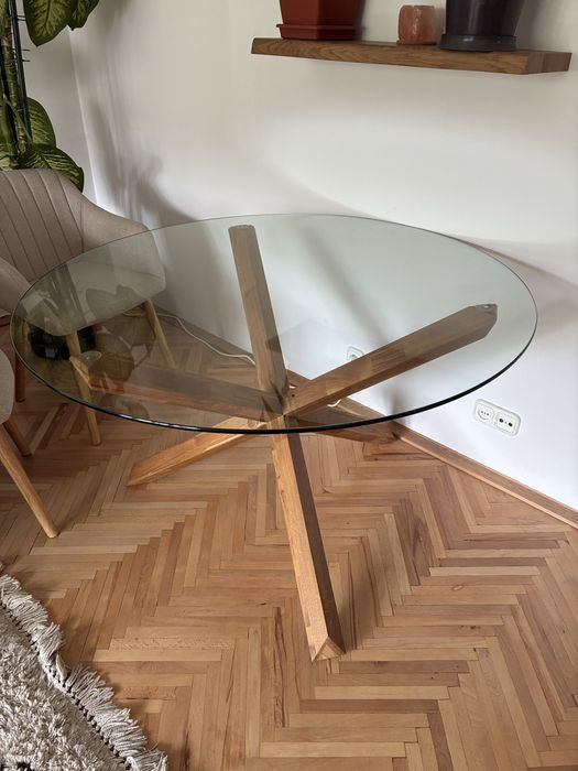 Masă dining JYSK – stejar natur + blat din sticlă securizată – stare foarte bună