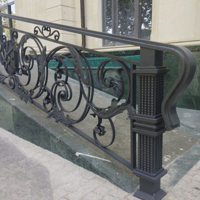 Ferma naves reshotka zabor kazirok darvoza angar  ishlab chiqarish