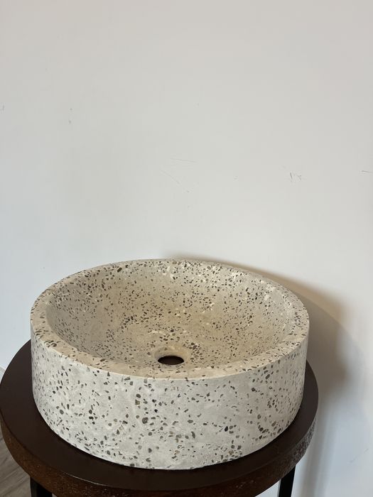 Lavoar baie tip terrazzo