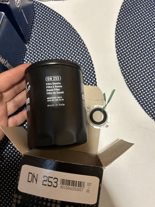 НОВИ Части за Mercedes W210 - биалети, тампони, горивен филтър