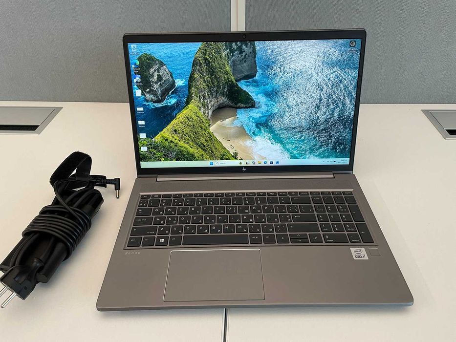 Лаптоп 15.6" HP ZBook Power G7 i7-10750H/32GB/512GB