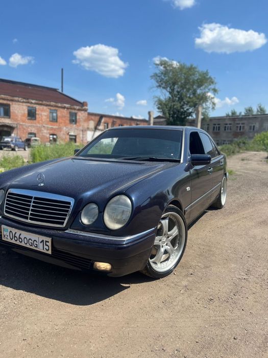 Продам мерседес w210