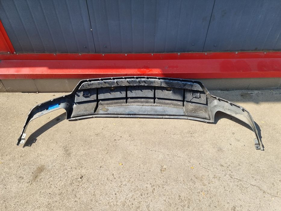 Spoiler inferior bara spate Lamborghini Urus dupa 2018 cod 4ML807538