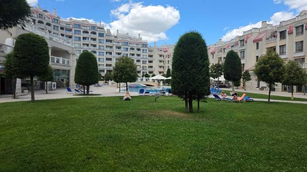 Двустаен апартамент с 50 кв.м тераса – Varna South Bay