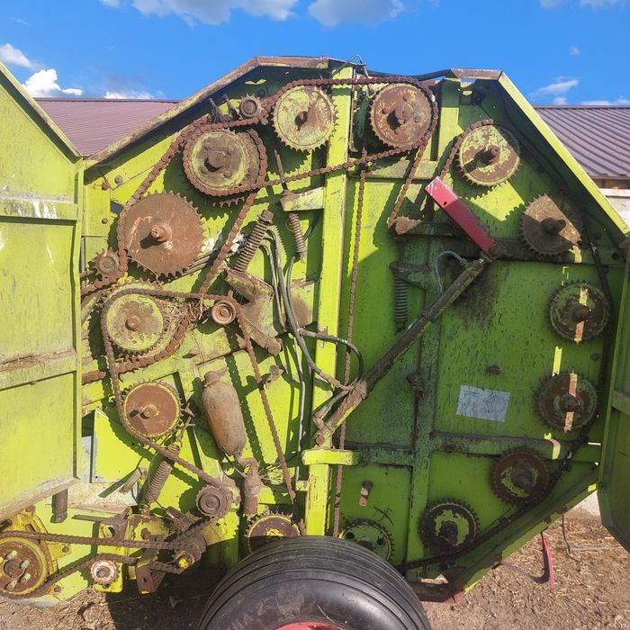 CLAAS Rollant 44