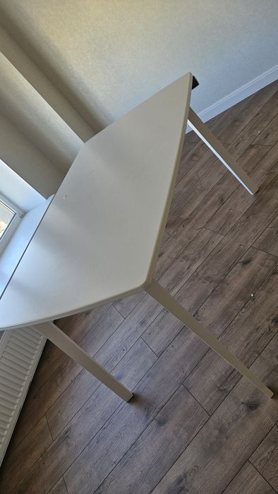 Стол обеденный / рабочий