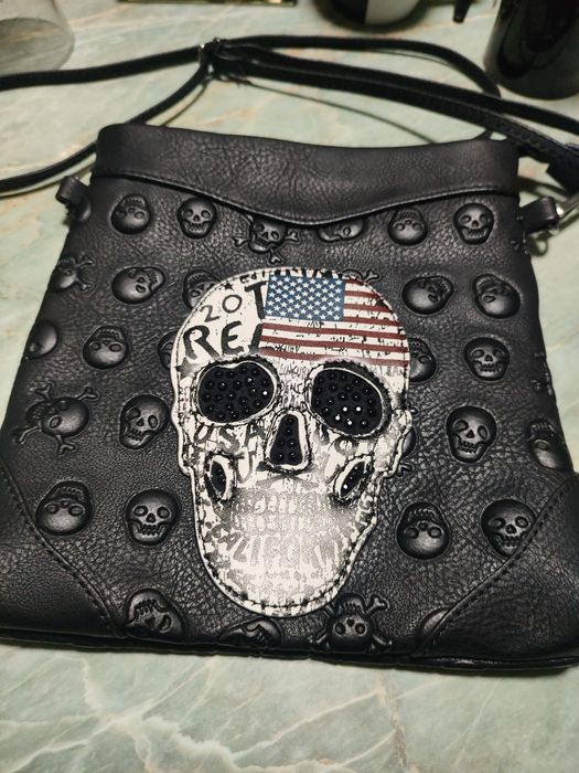 Geantă de umăr cu șnur