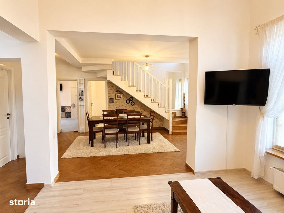 Casa / Vila superba P+1 langa Bucuresti, langa padure - 4 camere,curte