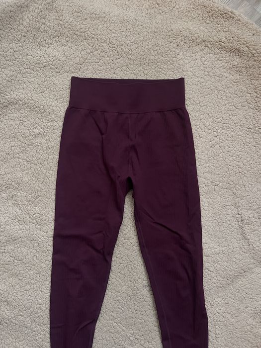 Дамски спортен екип H&M
