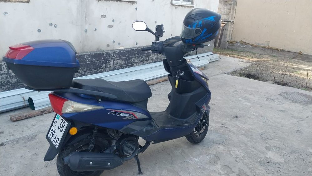 Продам скутер с документами