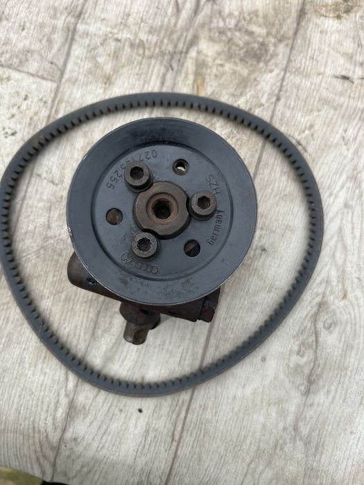 Хидравлична помпа за /Volkswagen Passat B3 1988–1993 1.8 Бензин