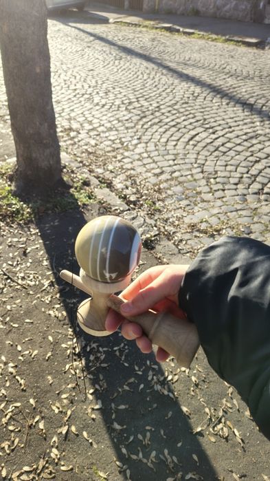 Vand kendama  făcută pe piese  fac și schimb