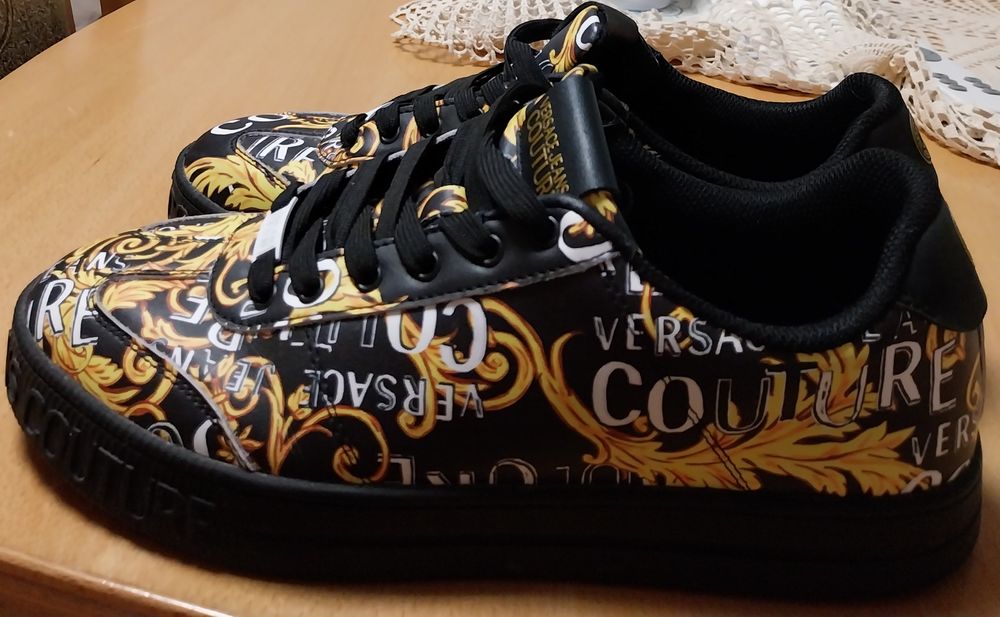 Сникърси марка "Versace Jeans Couture"