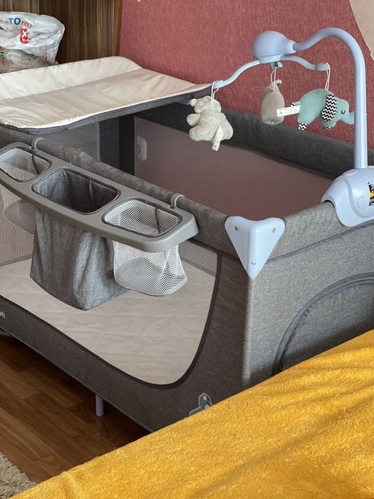 Кровать-манеж