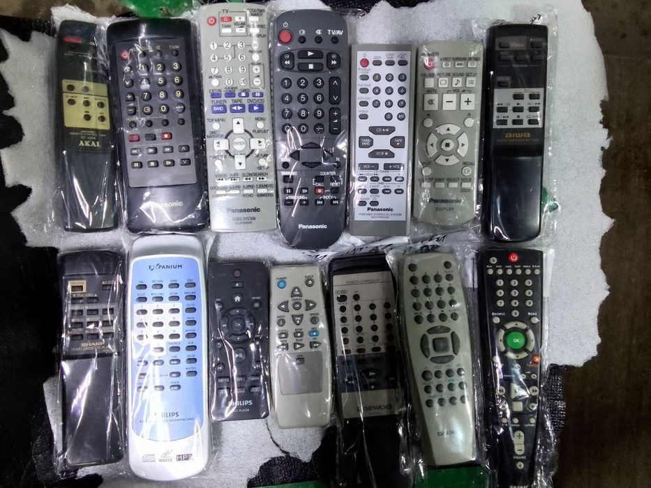 Пульты, для разных электронных