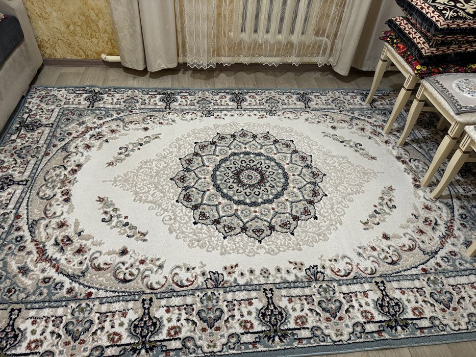 Продаются ковры в хорошем состоянии