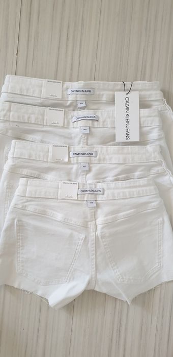 Calvin Klein Jeans Mid Rise Weekend Short  25 , 27, 29 НОВО ОРИГИНАЛ!