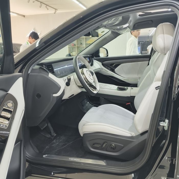 Voyah Free 318KM Gibrid Restayling Apollo tech 4RWD Full 3yil garant