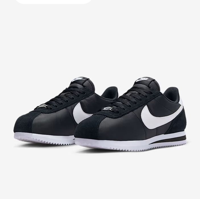 Женские кроссовки Nike