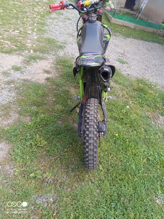 Motocicleta Falcon 150cc
