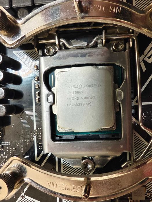 Processor Intel i7-8086K Coffee Lake, 5GHz, 12MB+Cooler Noctua NH-D15